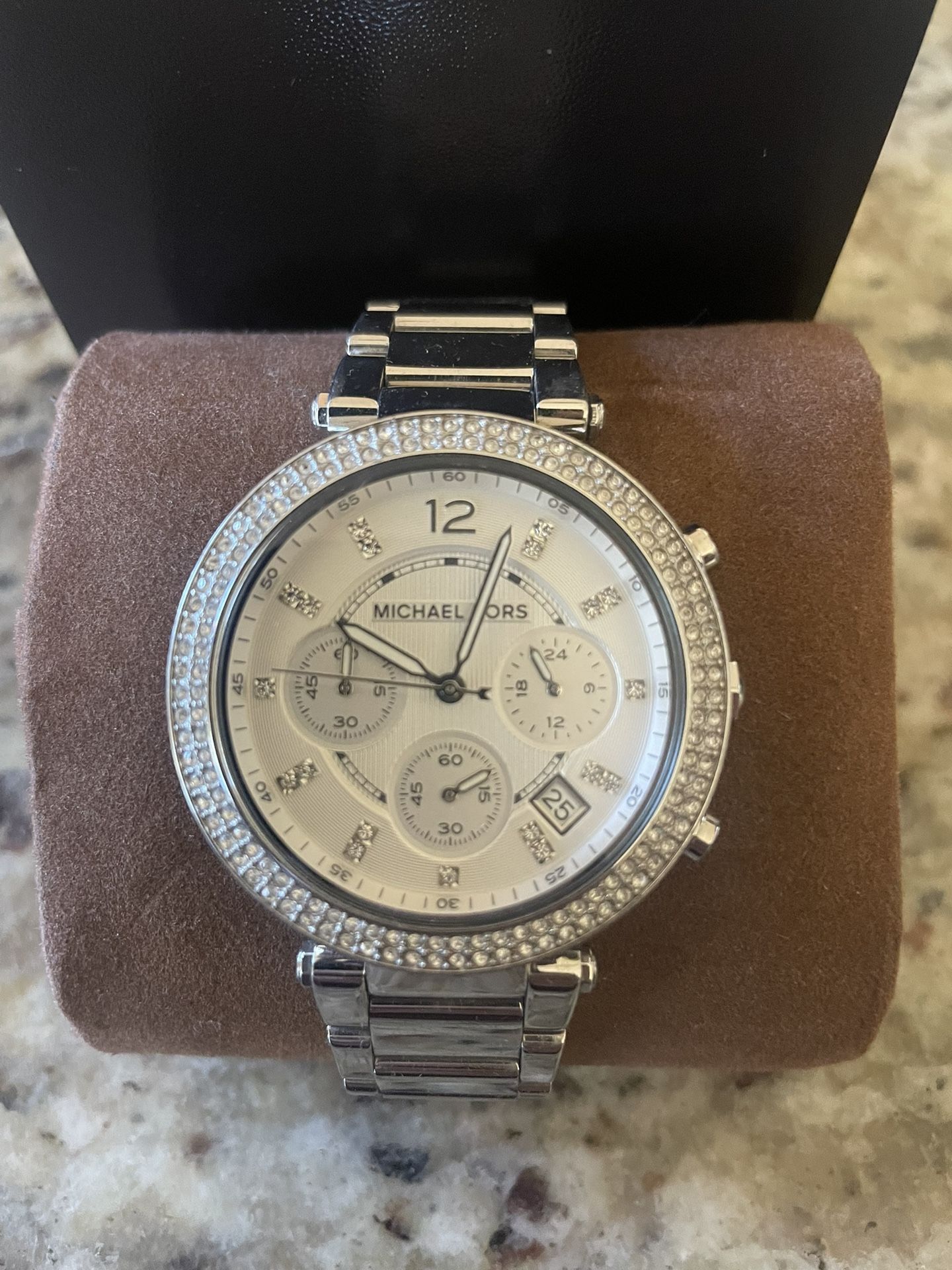 Like New Micheal Kors Woman’s Watch