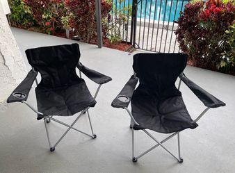 2 Folding Chairs for Camping, Beach, Picnic, Barbeques, Sporting Event