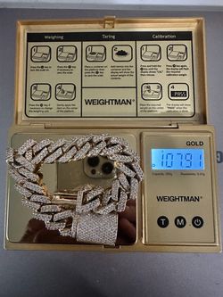 14k Solid Gold  Cuban Bracelet W/ Diamonds