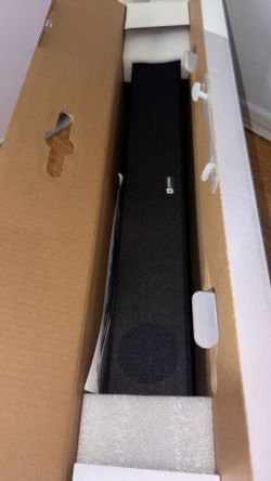 $130 Kiviani KV18 Sound Bar NEW NEVER USED