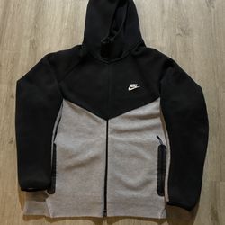 Nike Tech Grey/Black