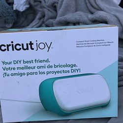 Cricut Joy Bundle - Brand New - $25 Under Retail