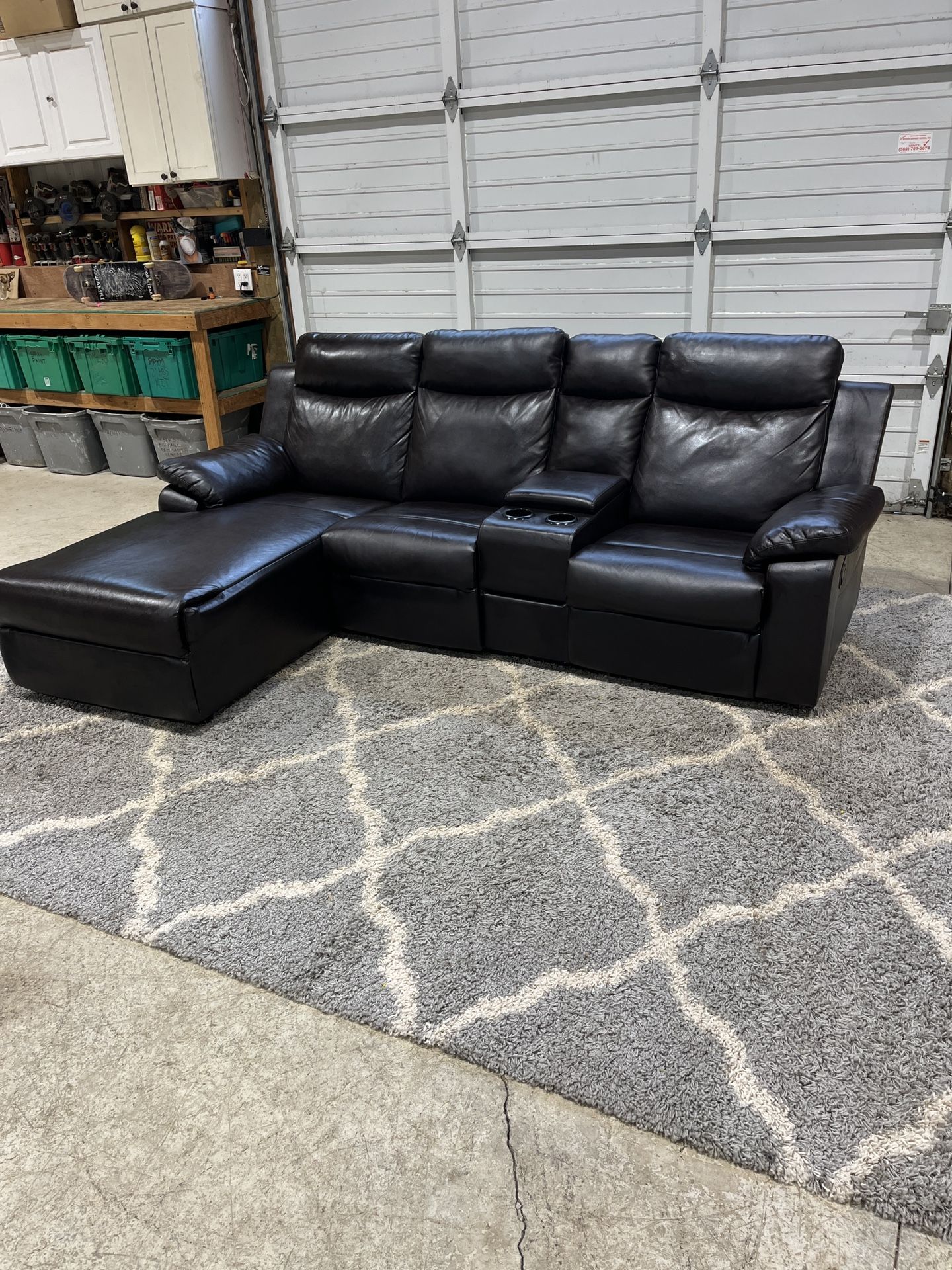 🛋️ Faux Leather Sectional Couch w/ Recliner – New Condition!