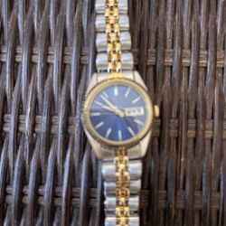 Vintage Pulsar Two Tone Womens Watch Blue Face