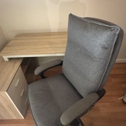 Adjustable Ergonomic Desk Chair – Reclining + Footrest