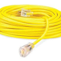 Heavy-Duty 100-Foot Extension Cord – 12 Gauge, Illuminated Plug