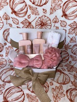 Thanksgiving Baskets