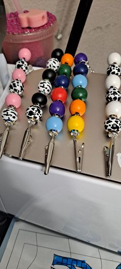 Key Caps And Atm Card Clips