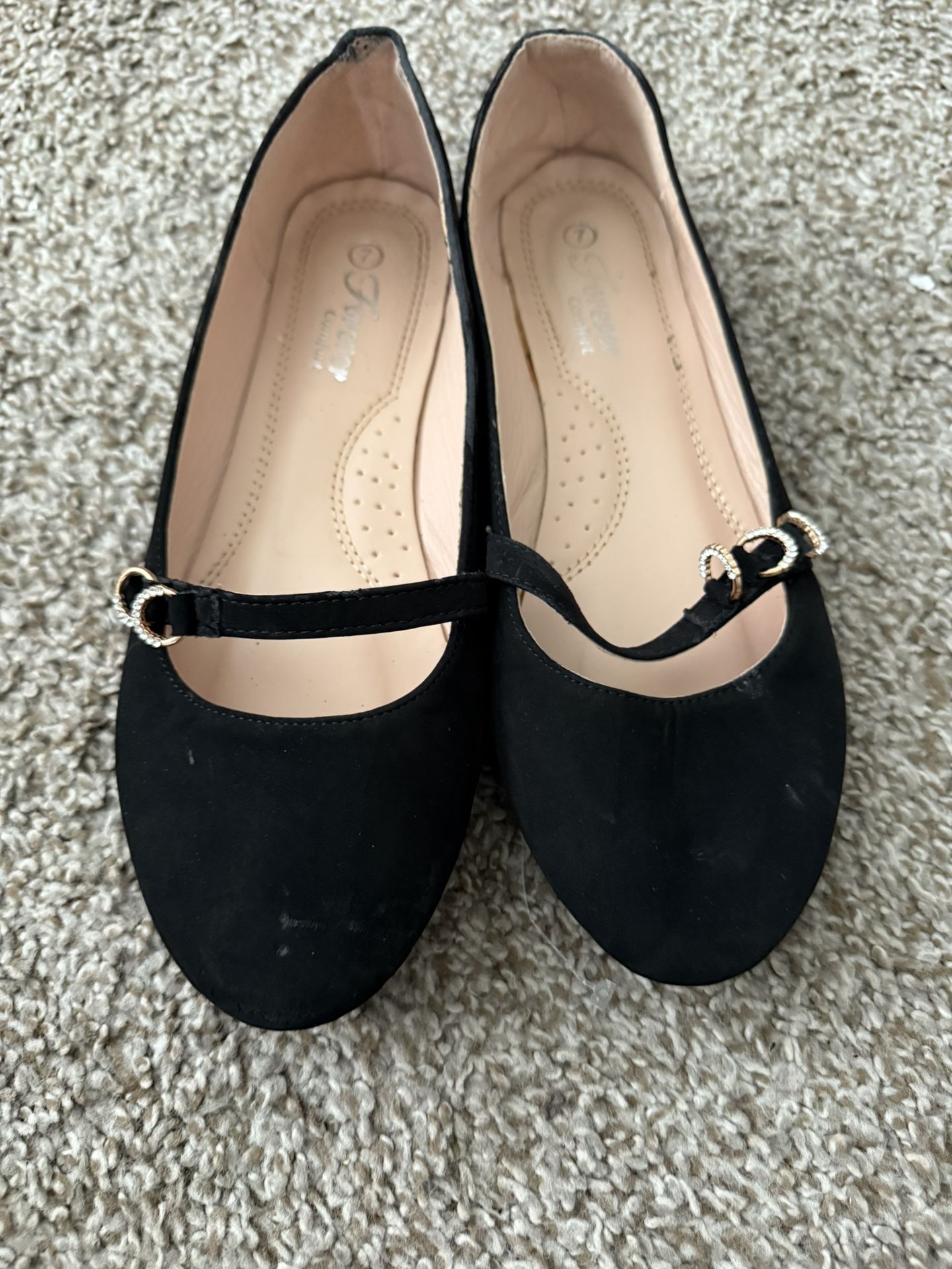 Women’s Flats 7