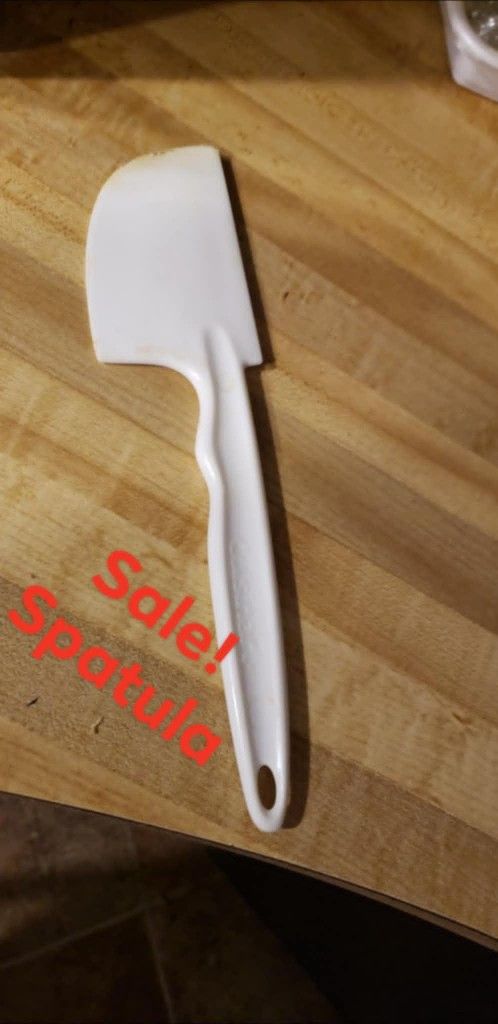 🩷  Spatula White - Still Available