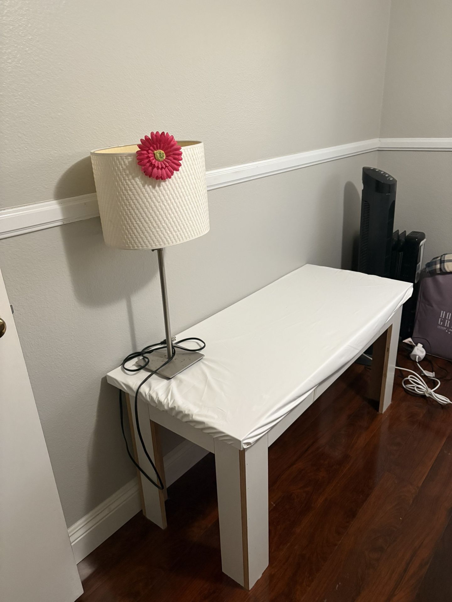 Desk ( low Height ) For Free.