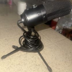 USB  Microphone For STREAMNG/PODCAST/GAMING  