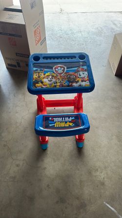 Kid desk paw patrol