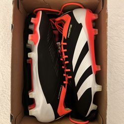 ADIDAS PREDATOR ELITE FG MAN SIZE 7 WOMAN SIZE 8