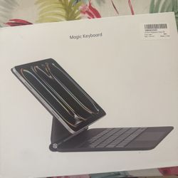 I pad Magic Keyboard 