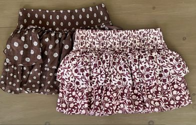 Abercrombie & Fitch (2) Women’s Large High Rise Tiered Ruffle Mini Skorts