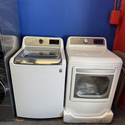 LG Washer And Dryer electric 220