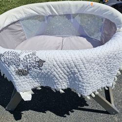 Bassinet 
