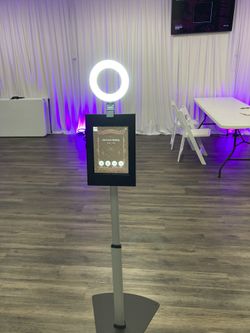 Photobooth - Includes IPad, Stand, Light, Battery Packs For Sale!