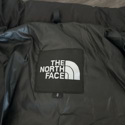 NORTHFACE Puffer Size Small 130$ 