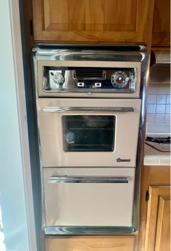 Vintage O’Keefe & Merritt Built-In Kitchen Appliances – Mid-Century (1950s–1960s