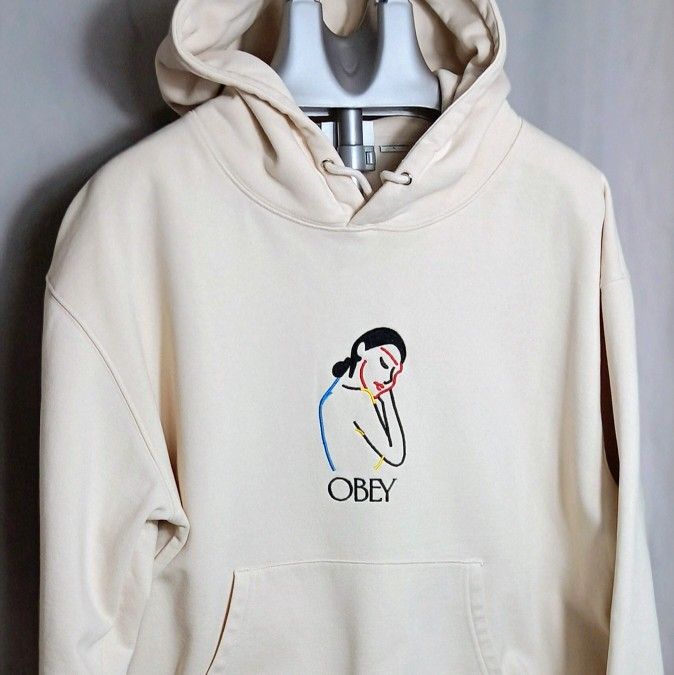 Obey Lady Hoodie – L – Embroidered Graphic Cream Pullover – Streetwear – Sold Out