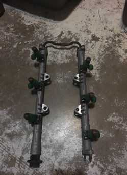 Hyundai 2.7 V6 Fuel Injectors and rail