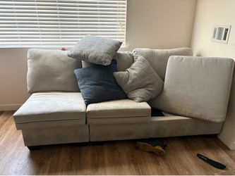L Shaped 4 seat couch