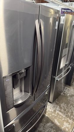 LG 4 Door French Door Refrigerator