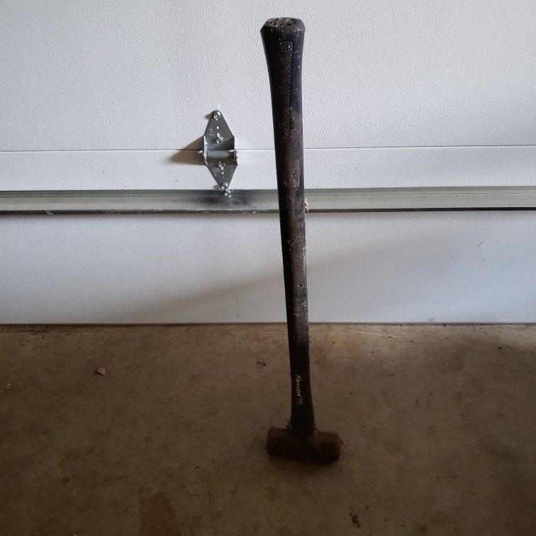 8 Pound Sledge Hammer
