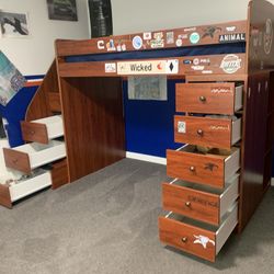 Bunk Bed 