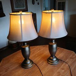 Table lamps (2)