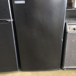 Tramontina Mini Fridge