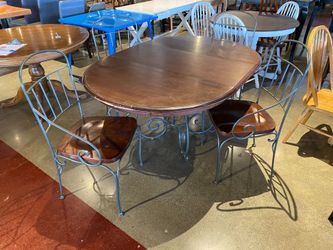 KINCAID FURNITURE Wrought Iron and Wood Dining Set