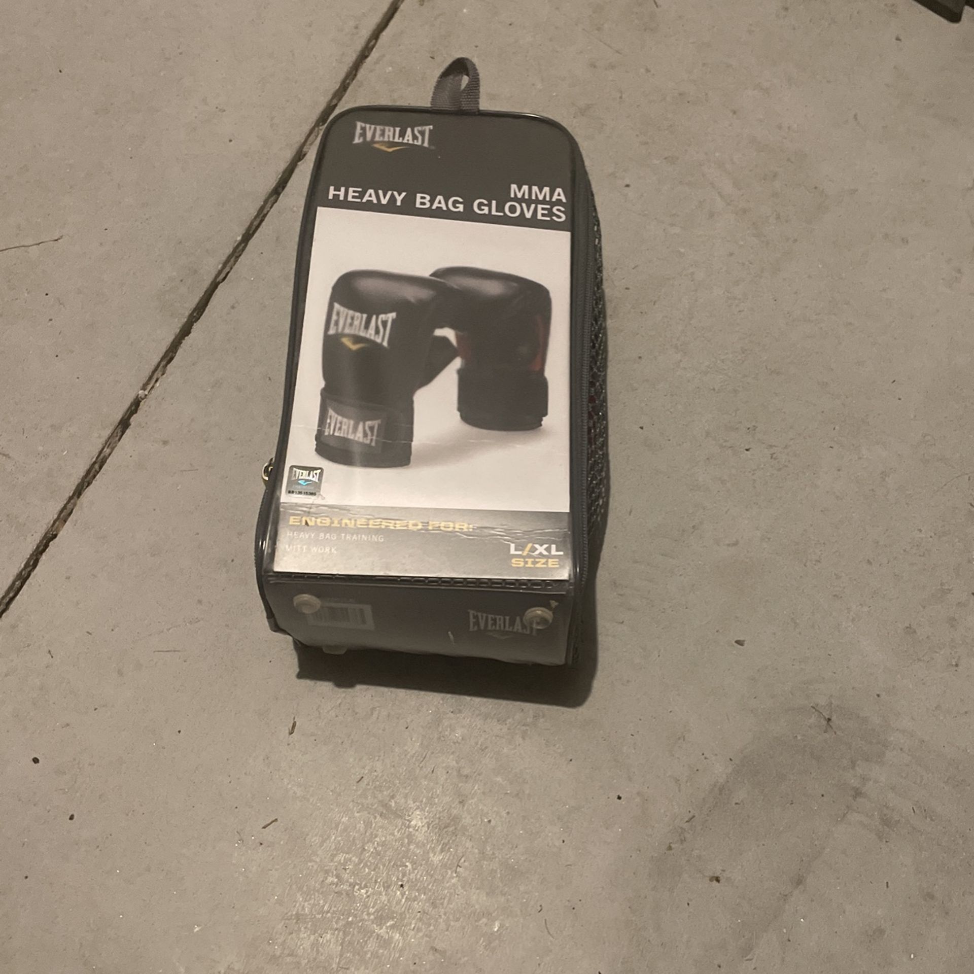 Heavy Bag MMA Gloves