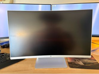 HP 27-inch Curved Monitor