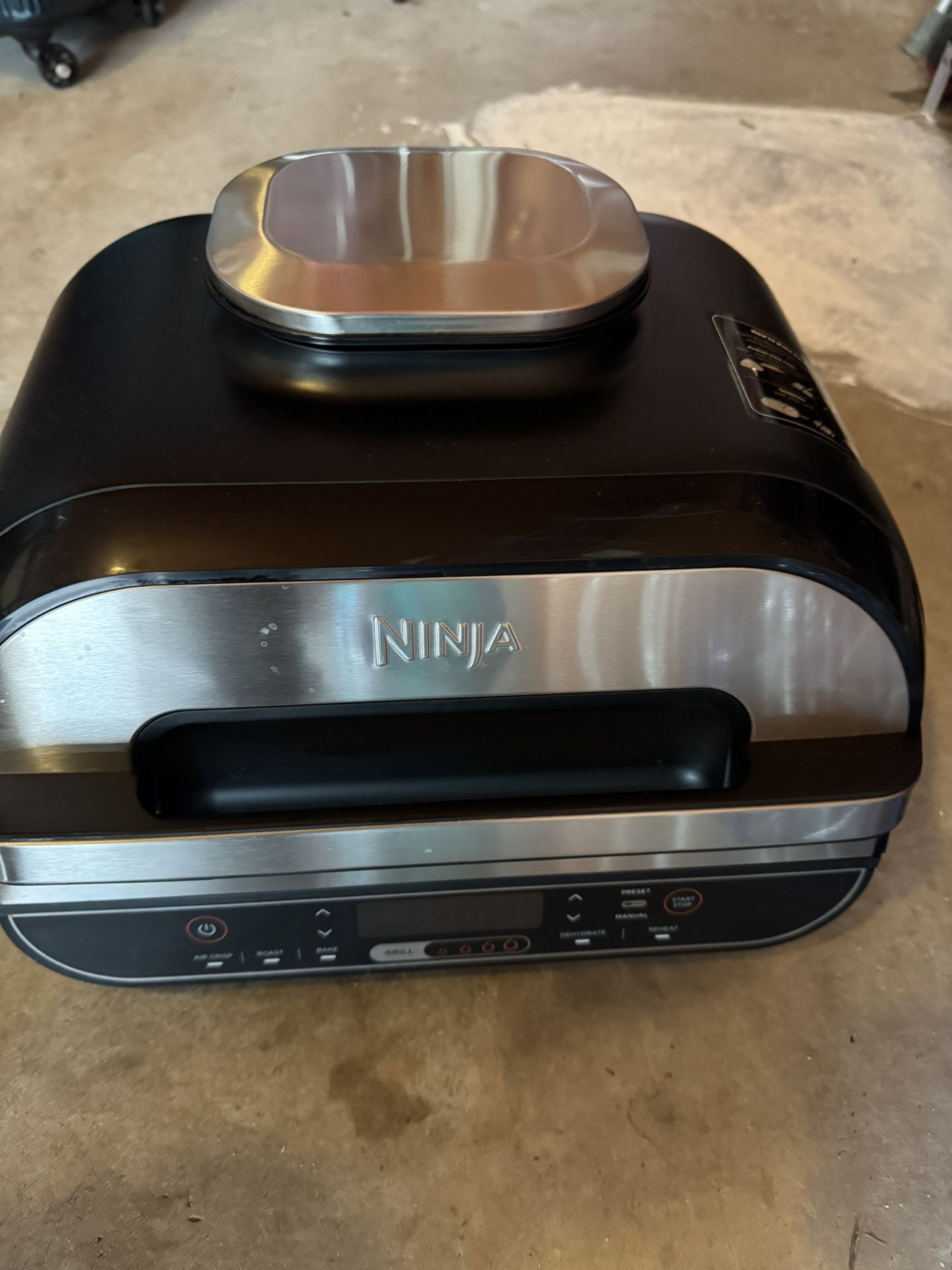 Ninja Foodi Indoor Grill & Air Fryer (Black/Silver)