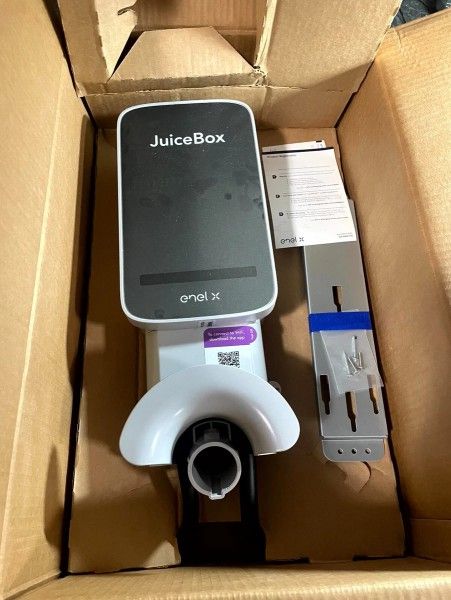 JuiceBox 32 EV Car Charger - New In Box