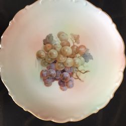 Schumann Arzberg Germany 7.5 Inch Plate Grapes