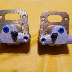 Right Front Brake Calipers With Pads For Polaris Sport 500 4 X 4 1996, 1997, 1998