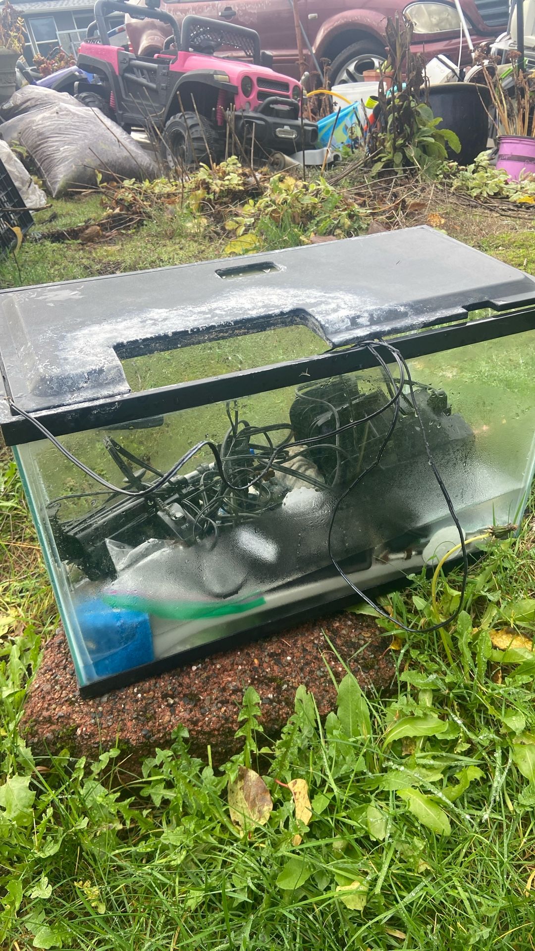 10 Gal Fish Tank W/ Accessories Price 20$. Pick Up. E. Side. Tacoma