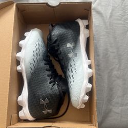 Under Armour Cleats 