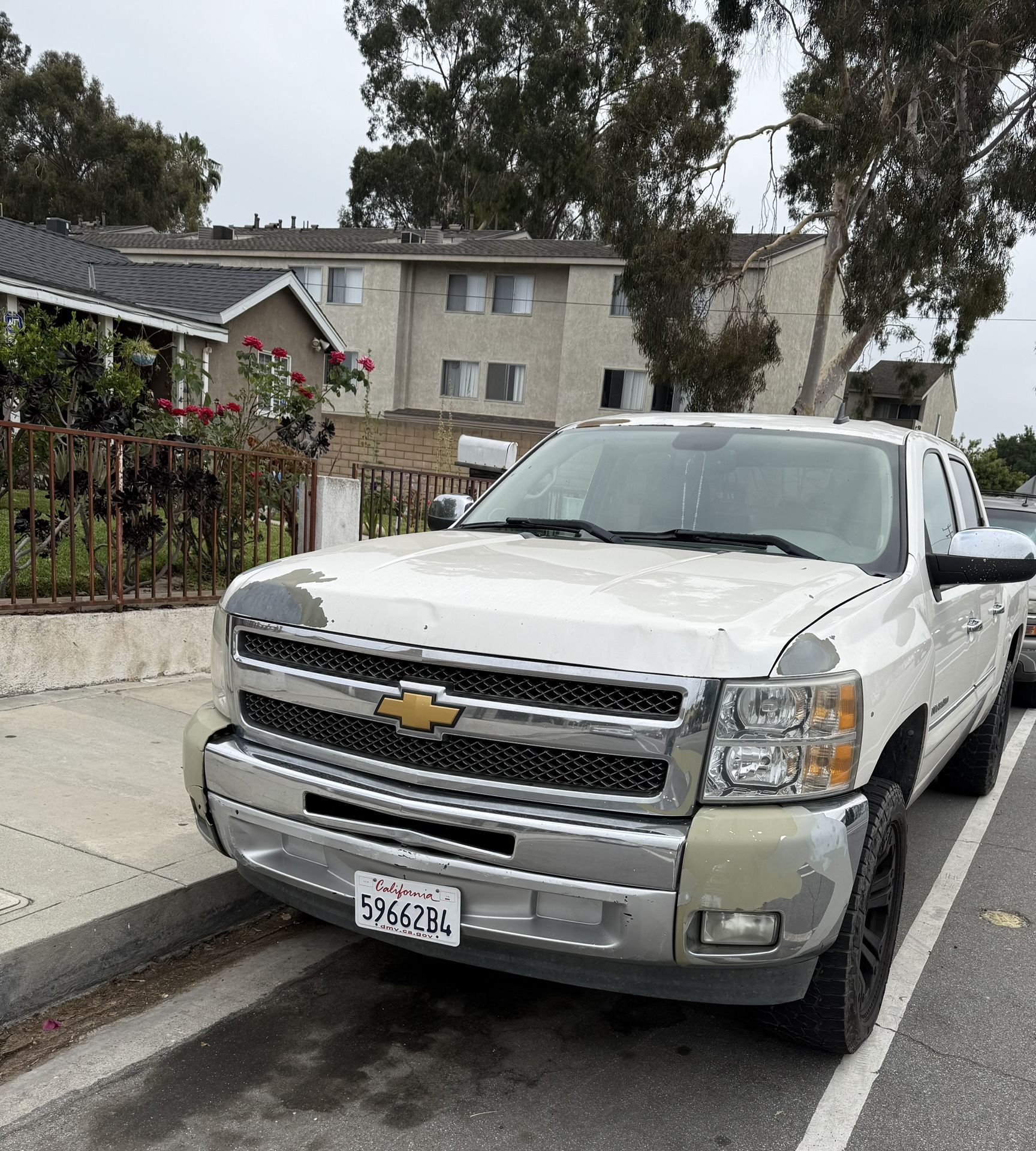 Chevy Silverado 2012 Título Limpio