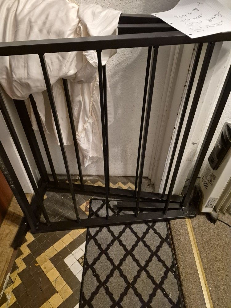 Twin Size Metal Frame