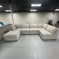 Tisdale 6 Piece Sectional— FINANCING AVAILABLE!
