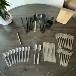 Assorted Kitchen Utensils