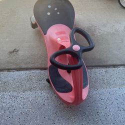 Pending Pickup -Free Kid’s Scooter Razor