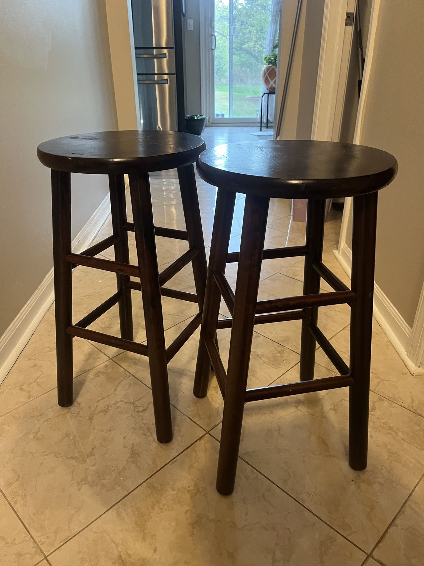 Set of 2 - wooden stool