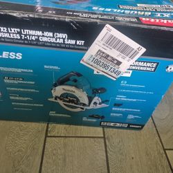 Saw Makita New 
