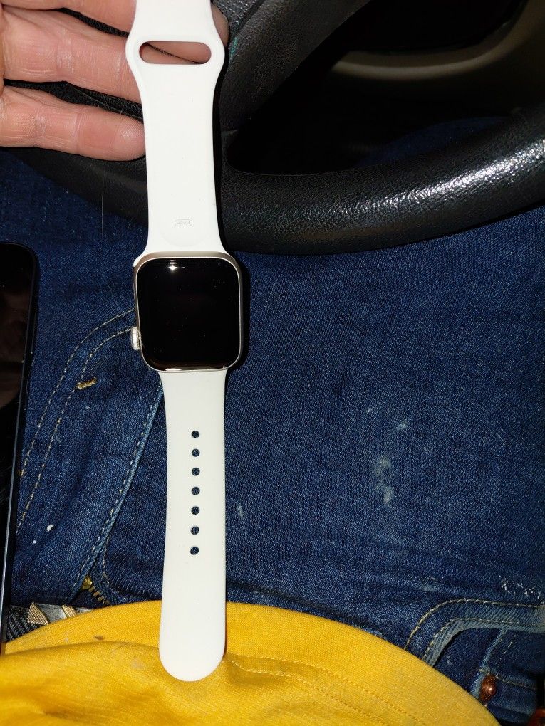 Brand New Apple Watch 3 Brand New